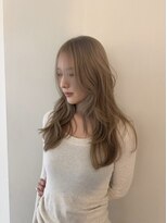 チカシツ(Chikashitsu)&nbsp;ミルクティーベージュ International Layered Hair