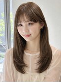 セミロングレイヤー　顔まわりレイヤー　フェイスレイヤー　
