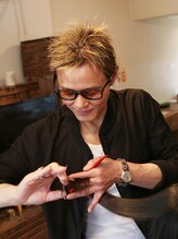 ヘアーワークス エスケープ 木村 秀彦