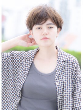 トリコ ショップアンドヘアサロン(tricot shop hair salon) 耳掛けマニッシュショート