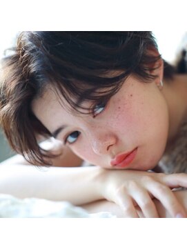 クロム バイ リエット(Chlom by Lietto) Chlom☆新宿 ハイライトベージュイルミナカラーハンサムショート