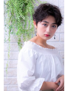 ソア 武蔵小杉(SOAR) ビタミンカラー&メルティーカラーの黒髪小顔マッシュくびれヘア