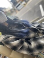 ボヌー(Bonheur) 冬っぽく寒色系でサファイアカラー