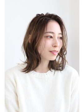 ヘアーアンドメイク エクリ 不動前店(Hair&Make equri) ミディアムレイヤー【目黒不動前】