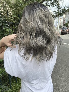 プルメリアドット(Plumeria.) ホワイトアッシュ