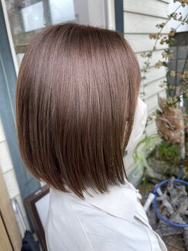 チョコレート(chocolate) 切りっぱなしボブ