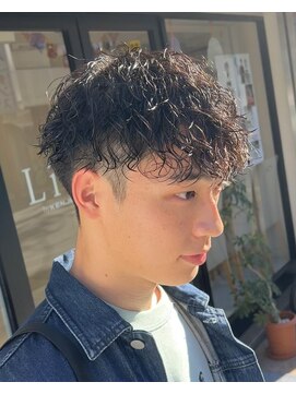 リア(Lia by KENJE) 王道ツイストスパイラルパーマ!メンズヘア
