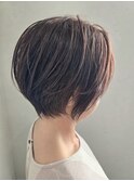 ショートボブ