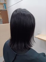 フロンティア(FRONTIER)&nbsp;外ハネ肩ミディアム