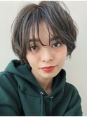 顔周りレイヤーカットくびれヘアミルクティーベージュカラー