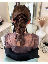 サロンナビ(Salon Navi)&nbsp;高め編みpony