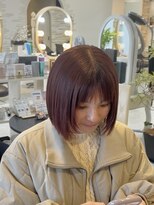 クレア(CREA)&nbsp;顔周りレイヤー×切りっぱなしボブ
