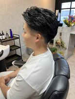 グローブ バーバー(GROVE BARBER)&nbsp;毛流れパーマ　フェザーパーマ　ニュアンスパーマ