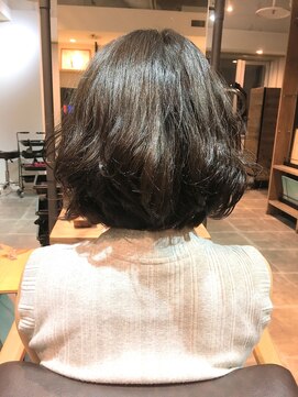 ナンバー イル デュッカ 札幌(N° il duca) ふんわり無造作ボブ