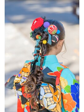 マンティラ(Mantilla) 七五三ヘアセット