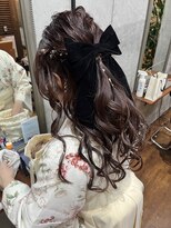 ロダット 横浜(LODAT by little)&nbsp;卒業式ハーフアップ金箔アレンジ