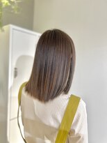 シロ(SHIRO)&nbsp;グレージュ/アッシュ【宝塚/10代/20代/30代】