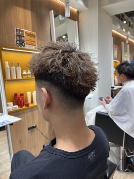 ルースト 渋谷店(ROOST) [爽やかに決める短髪カラー]スパイキー×ブラウン