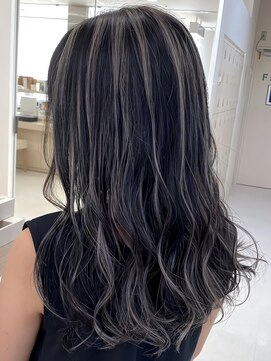 シャルムバイケンジ(Charm.by KENJE) 銀座髪質改善レイヤーカット白髪ぼかしハイライト縮毛矯正有楽町