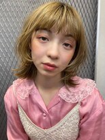 スリー バイ ベルベット 博多(THREE... by velvet) ゴールドベージュ♪ブリーチカラー#髪質改善#オージュア