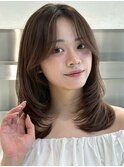 顔周りレイヤーカットくびれヘアミルクティーベージュカラー韓国