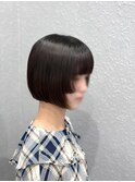 重く見えない◎暗髪モードボブ