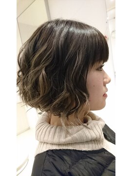 ヘアーリゾートラシックアールプラス(hair resort lachiq R+) 《R+》バレイヤージュ＆アッシュグレーショート