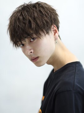 リップス 渋谷(LIPPS) 前下がり縦落ちスパイラル【マルスマッシュ】