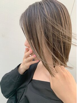 ルーファス 恵比寿 渋谷(Ruufus) 前下がりハイライトグレージュボブ【Ruufus恵比寿渋谷】3156