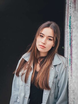 ディフィーアトリエ(defi atelier) ナチュラル外国人風ロング