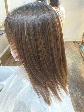 ノーチラスヘア(nautilus hair) 縮毛矯正はシャキーンとなると思ってた人