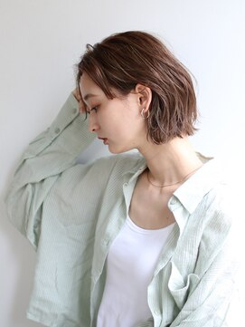 テラス 千里中央(Terrace) くびれヘア　透明感　ミントベージュ