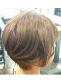 ショートボブ