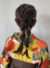 カトル ヘア デザイン(Quatre hair design) ダブルポニー　金箔アレンジ