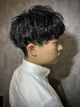プレミアムバーバー 新宿店(PREMIUM BARBER produce by HIRO GINZA) 【ツイストパーマ】