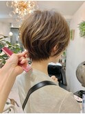 透明感カラーくすみベージュ 小顔耳かけショートボブ　S5