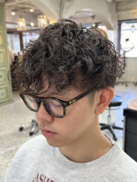 サンバイセライロ 千葉(SAN. by celilo) 波巻きパーマ【加藤優花】