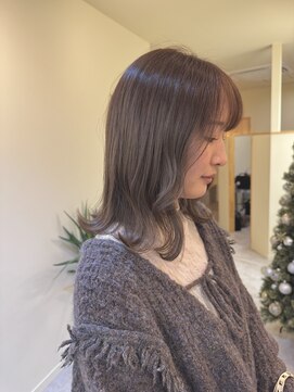 ムード(MOOD.) アッシュグレージュカラー