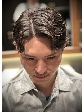 銀座 シノ 本店(shino) <理容室>メンズ　パーマ　ナチュラルパーマ　刈り上げ 七三