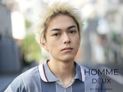 オムデュー(HOMME DEUX)の写真