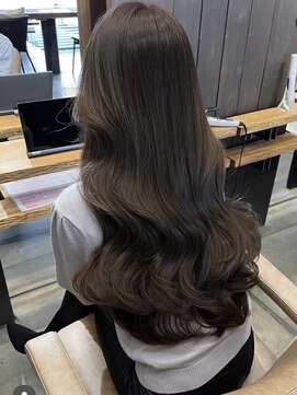 リス バイ ソヨン(Lis by SOYON) 韓国ヘア/レイヤーカット/ワンホン/髪質改善/縮毛矯正/前髪_1