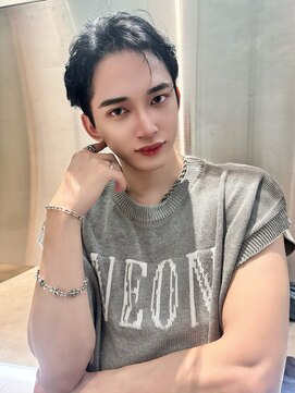 グロー オオミヤ アネックス 大宮(GLROW OMIYA ANNEX) ◆ 韓国大宮メンズカルマヘアパーママッシュウルフ