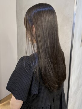 ジーナ 渋谷駅前(Zina) greige color