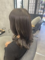 クラン 岡本(Chlan)&nbsp;ナチュラル艶感ダークカラー×ゆるカール