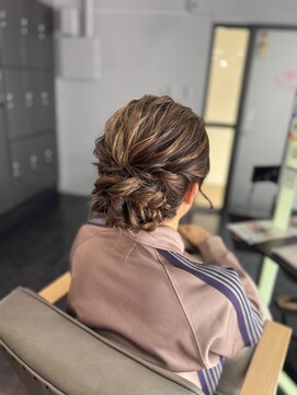 クク 那覇国際通り(CUCU) 国際通り店/CUCU/沖縄美容室/髪質改善/ハイトーンカラー