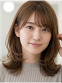 ミディアム レイヤー 顔周りレイヤー 透明感 20代30代40代 蕨