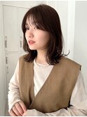 ミディアムレイヤー　前髪カタログ　ツヤカラー　イメチェン