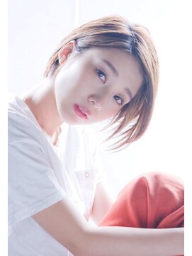 エイミー(Aimee) Aimee シアーベージュ×こなれショート