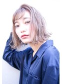 Aimee 透けちゃうシアーベージュ×外ハネワンレンボブ