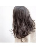nana loness 稲用 オフィスで浮かないハイライトカラー